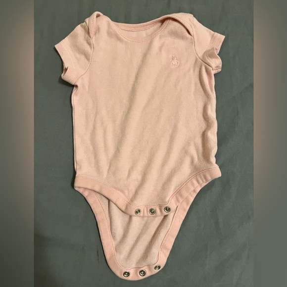 7 piece Lot of baby girl clothes onesies & leggings 3-6 months. Pre loved EUC - Picture 7 of 9